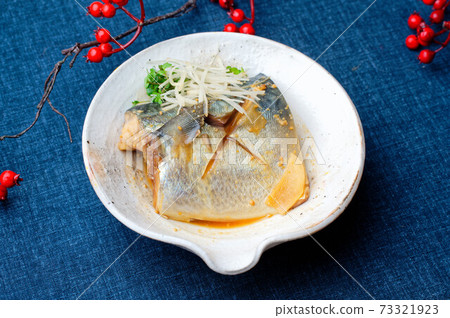 Japanese classic "mackerel (mackerel) boiled in miso". Japanese classic "mackerel (mackerel) boiled in miso". 73321923