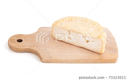 Pecurino traditional corsican cheese 73323011