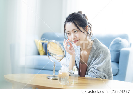 智能手機女 智能手機女 73324237