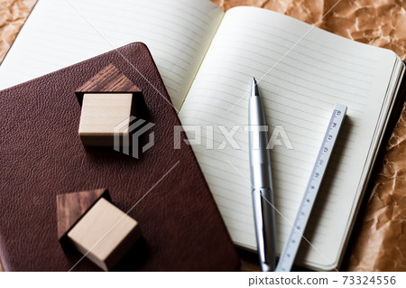 Notebook and building blocks 73324556