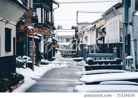 Winter in Kurayoshi --Winter city in Japan 73324839