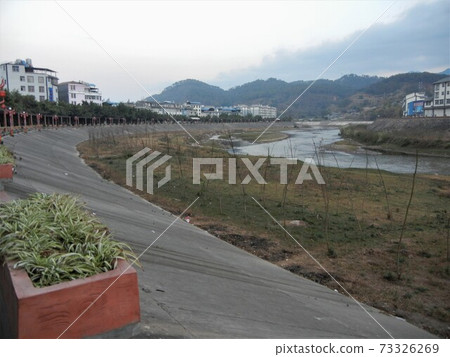 Landscape of rural town in Yunnan, China: Urban landscape of Jingdong 73326269