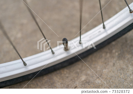 Bicycle valve 73328372