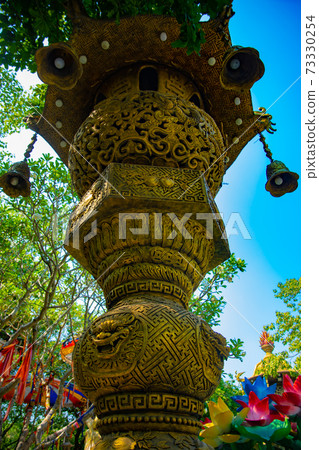 Sculpture in Suitien Park Tropical Lantern [Vietnam Image] 73330254