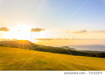 Onidake sunrise Goto archipelago Fukue Island [Goto City, Nagasaki Prefecture] 73332875