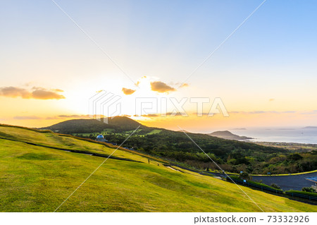 Onidake sunrise Goto archipelago Fukue Island [Goto City, Nagasaki Prefecture] 73332926