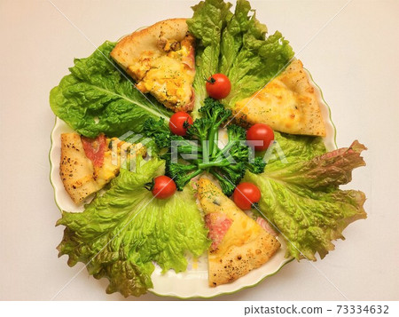 自製披薩配蔬菜三明治，sdgs可持續糧食損失庫存處理 73334632