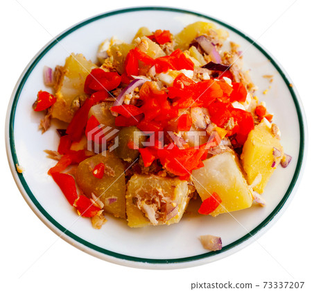 Potato salad with egg, canned tuna, onions, baked peppers and olives Potato salad with egg, canned tuna, onions, baked peppers and olives 73337207