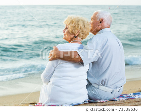 portrait of pensioners on the sea coast portrait of pensioners on the sea coast 73338636
