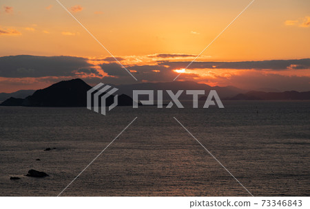 Sunset off the coast of Kamishima (taken from Cape Irago) Sunset off the coast of Kamishima (taken from Cape Irago) 73346843