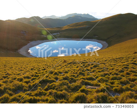 嘉明湖天使的眼淚月亮的鏡子 嘉明湖天使的眼淚月亮的鏡子 73349803