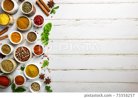 Herbs and spices in bowels 73358257
