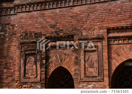 孟加拉國達卡古城，Sional Gao，歷史悠久的戈爾迪·莫斯吉特，一座舊磚建築 73363305