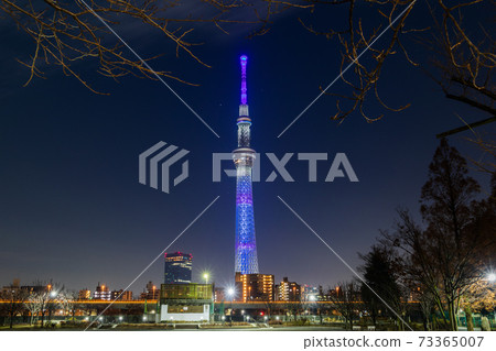 Tokyo Sky Tree "Confront the new coronavirus infection and overcome it together" Light up 73365007
