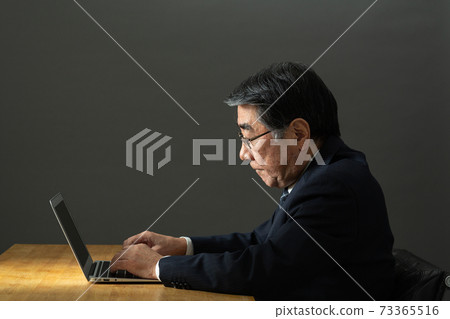 企業形像老人 企業形像老人 73365516