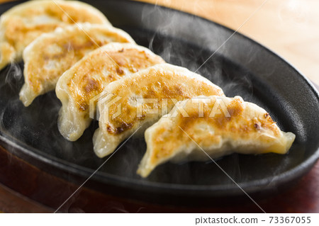 熱餃子 熱餃子 73367055
