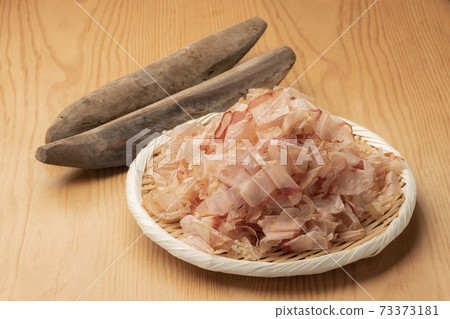 Katsuobushi bonito flakes Katsuobushi bonito flakes 73373181