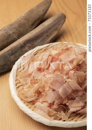 Katsuobushi bonito flakes Katsuobushi bonito flakes 73373183