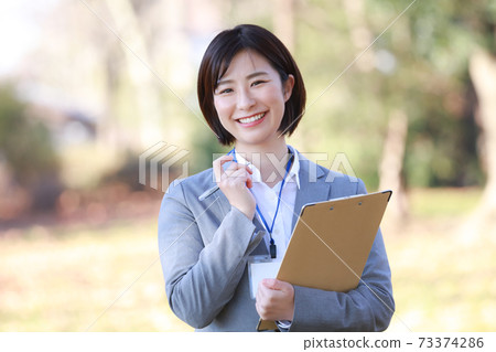 Image of female employees 73374286
