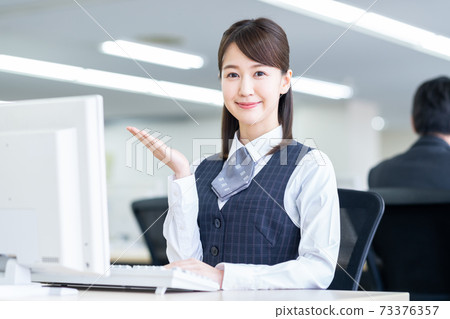 辦公室業務女人 73376357