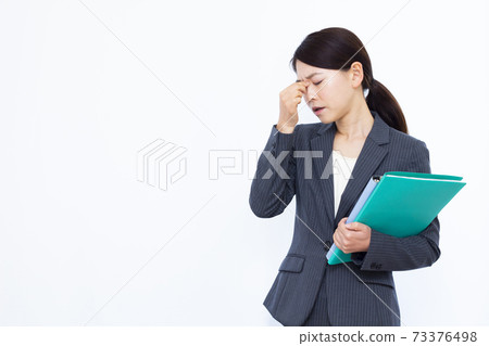 Women in their 30s Business Woman Suit 73376498