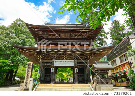 Kegonji Temple, Niomon and Monzen-cho <Ibi-gun, Gifu Prefecture> 73379201