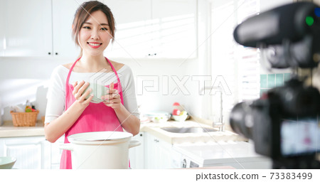 Asian pretty live streamer online Asian pretty live streamer online 73383499