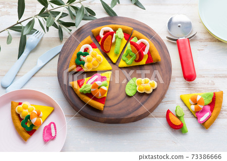 Pizza made from felt Pizza made from felt 73386666