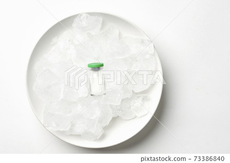 Vaccine storage fridge 73386840