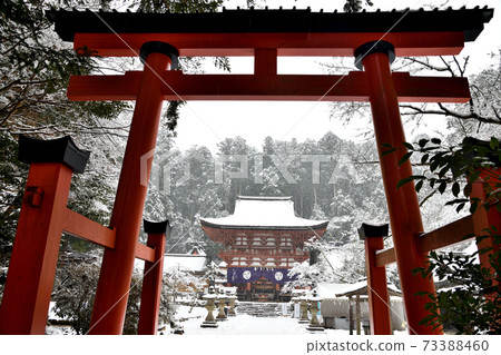 Niiwa特別寺廟寺廟雪場面 73388460
