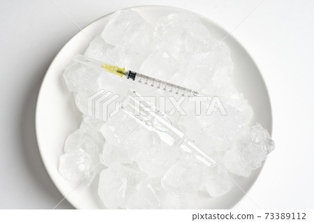 Vaccine storage fridge 73389112