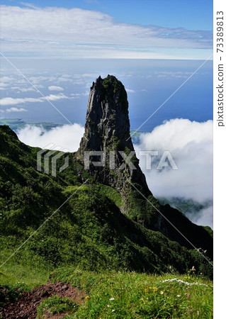 Candle Rock and the Sea on Mt. Rishiri Candle Rock and the Sea on Mt. Rishiri 73389813