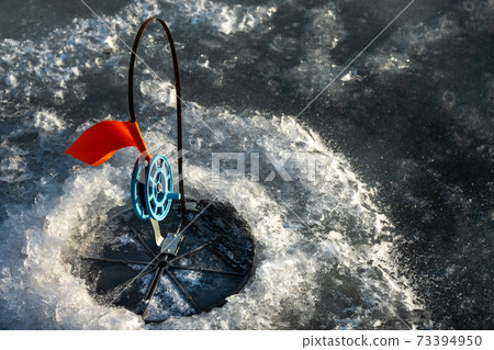 tackle for winter fishing, Fishing in the winter in the hole on live bait. 73394950