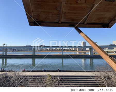 荒川和天空樹從火塔上偷看 荒川和天空樹從火塔上偷看 73395839