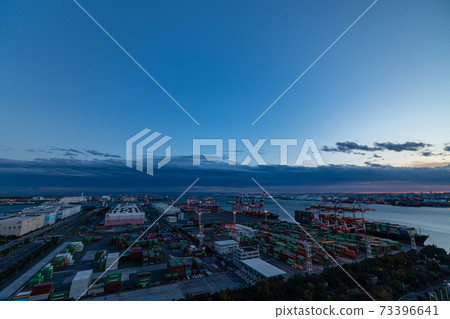 Port Oi Wharf Afternoon Oi Container Crane Tokyo Tokyo Bay Ship Container Ship Truck Haneda Airport Port Oi Wharf Afternoon Oi Container Crane Tokyo Tokyo Bay Ship Container Ship Truck Haneda Airport 73396641