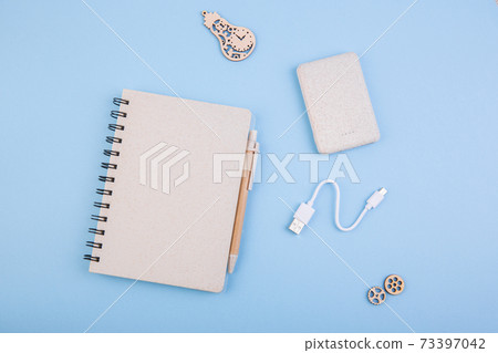 Handle notebook, portable battery with wire Handle notebook, portable battery with wire 73397042