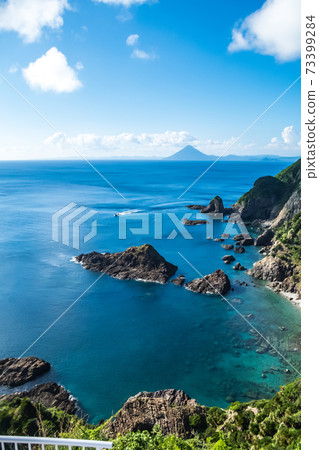 Kaimondake seen from Cape Sata, Kagoshima 73399284