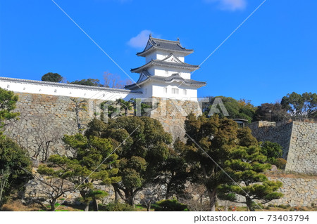 [兵庫縣]天氣晴朗的明石城（達見塔） 73403794