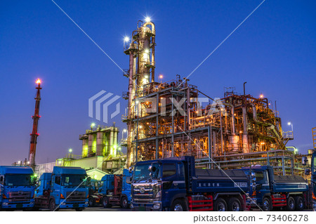 <<Kanagawa Prefecture>> Factory night view, Chidori Town, Kawasaki City 73406278