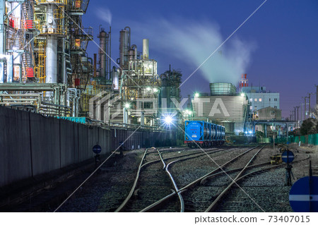 《神奈川縣》川崎市千鳥町工廠夜景 《神奈川縣》川崎市千鳥町工廠夜景 73407015