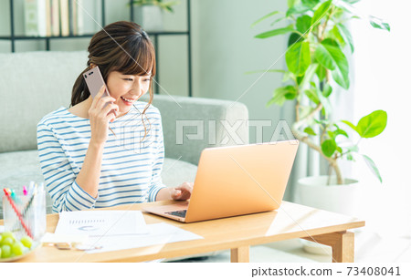叫通過遠程辦公的少婦 叫通過遠程辦公的少婦 73408041