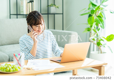 叫通過遠程辦公的少婦 叫通過遠程辦公的少婦 73408042