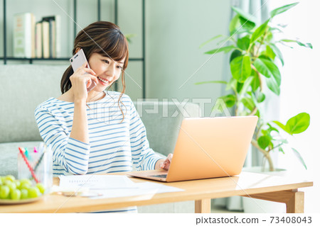 叫通過遠程辦公的少婦 叫通過遠程辦公的少婦 73408043