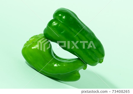 Multiple peppers white background 73408265