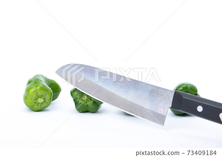 豌豆廚房切白色背景 73409184