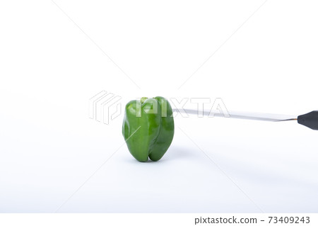 豌豆廚房切白色背景 豌豆廚房切白色背景 73409243