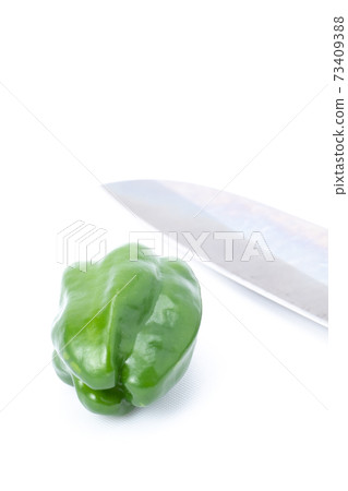 豌豆廚房切白色背景 73409388