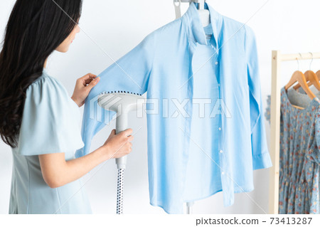 Woman, housewife Woman, housewife 73413287