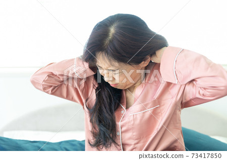 一個受傷的女人 73417850