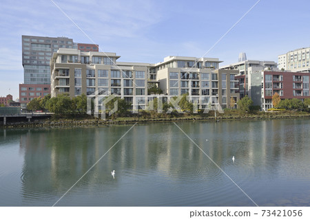 舊金山東部的濱水區重建:米申灣 舊金山東部的濱水區重建:米申灣 73421056